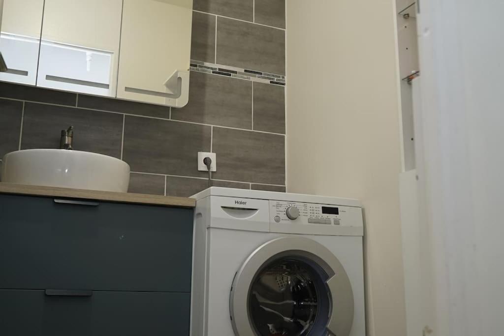 2 Bedrooms- 20' Paris - 25' Disneyland - Wifi Villiers-sur-Marne Zewnętrze zdjęcie