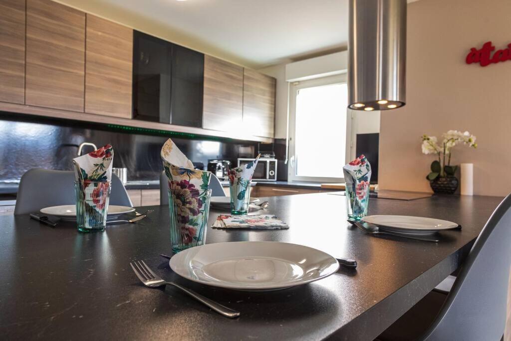 2 Bedrooms- 20' Paris - 25' Disneyland - Wifi Villiers-sur-Marne Zewnętrze zdjęcie